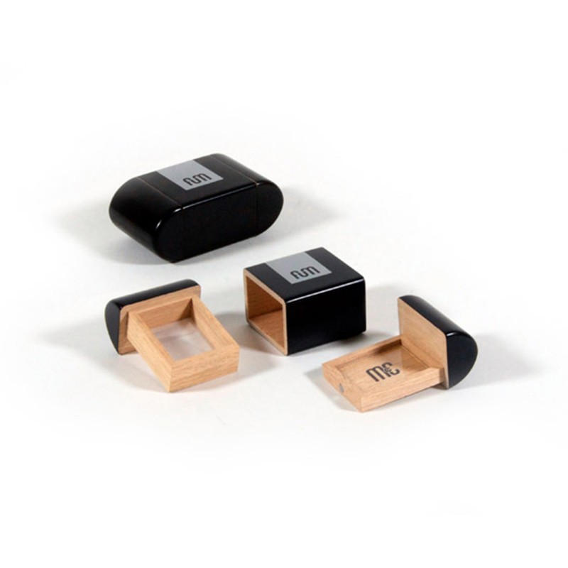 FUM - Fum Box mini en bois de couleur noir