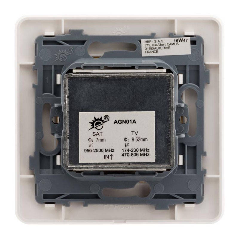 135711 PRISE TV D.9.52 + SATELLITE FEMELLE ARTEZO BLANC