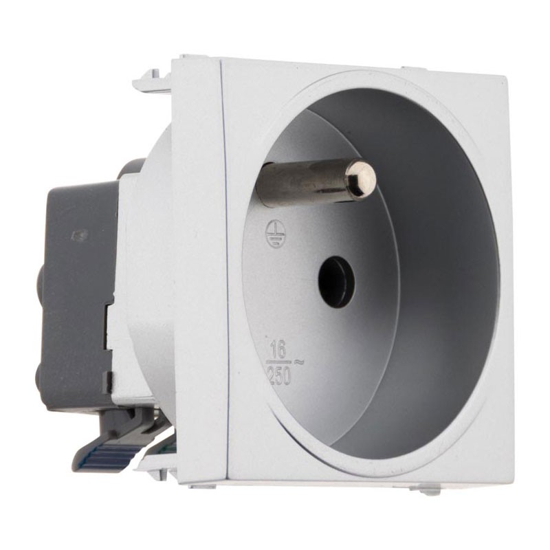 135119 SIMPLEA SOCKET 2P+T METAL