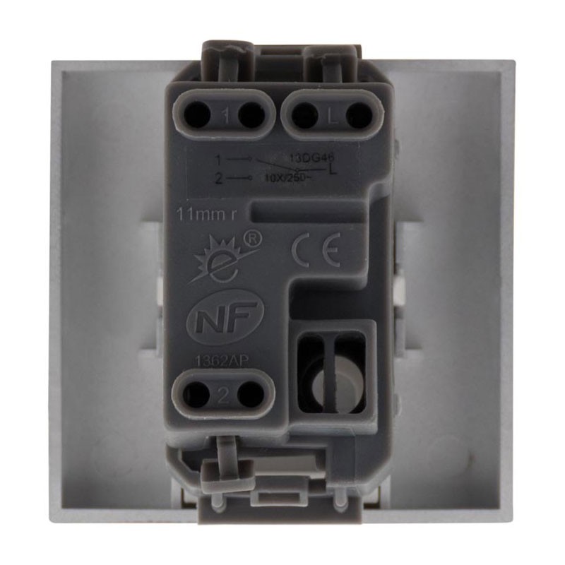 135111 SIMPLEA PUSHBUTTON METAL