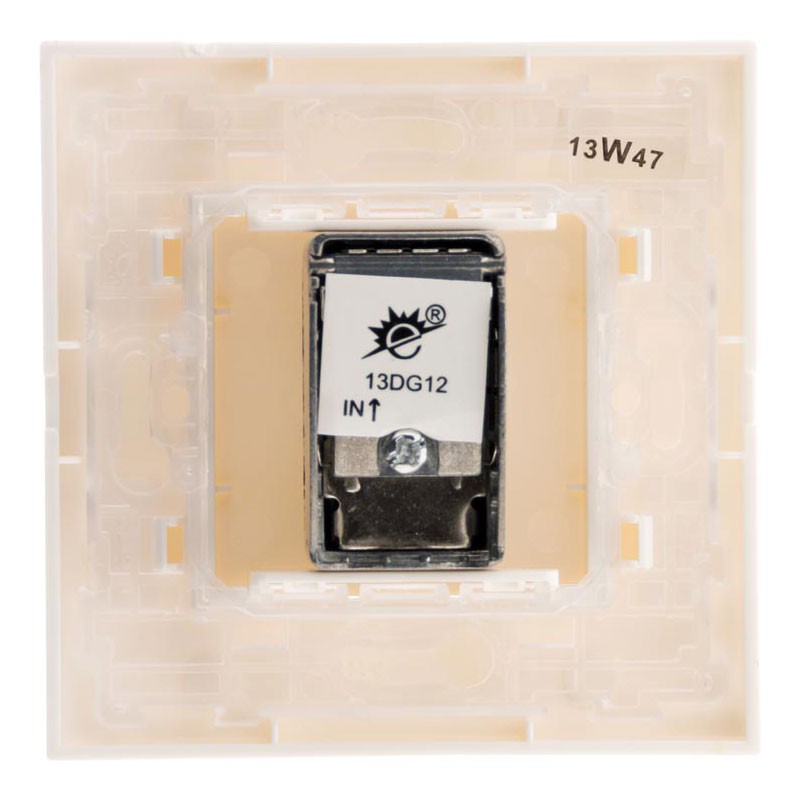 135620 SIMPLEA TV SOCKET 9.52 MOUNTED WHITE MATT