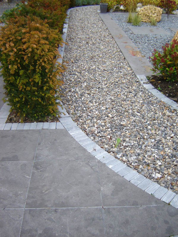 WHITE GRAVEL (GERMANY) 8-16 MM -WHITE QUARTZ 20KGS