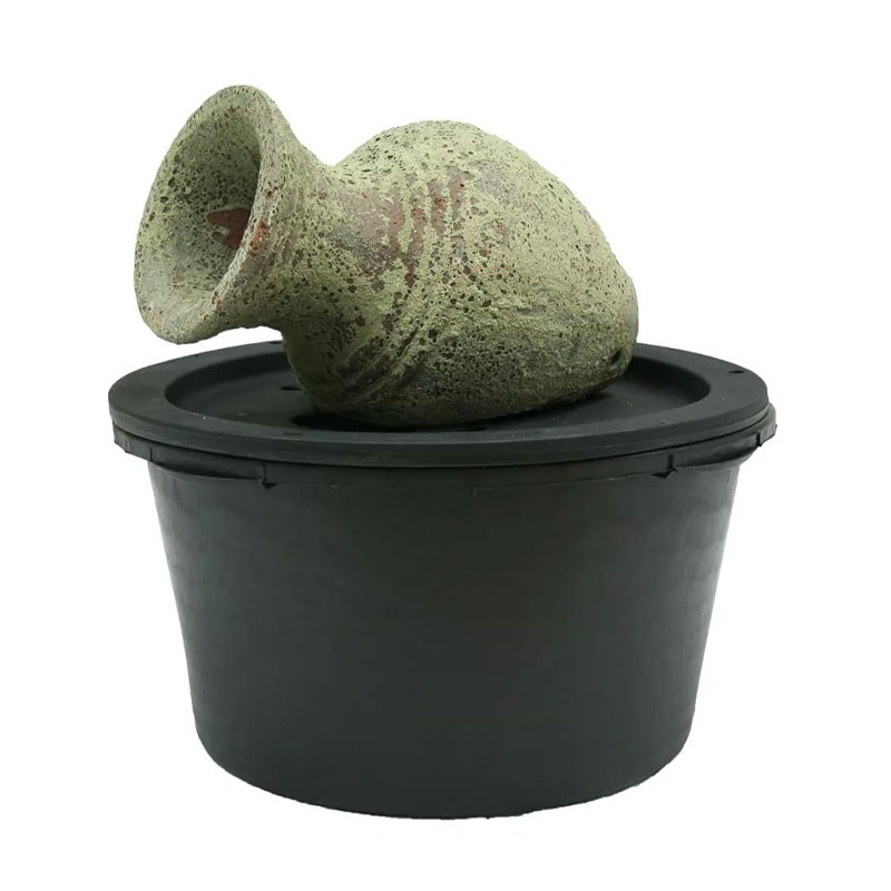 Ubbink - Fontana di Larissa - anfora in ceramica patinata