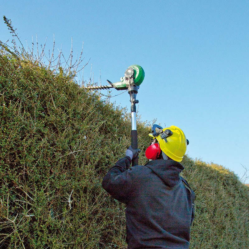 ELECTRIC HEDGE TRIMMER 450W TELESCOPIC SWIVEL HEAD