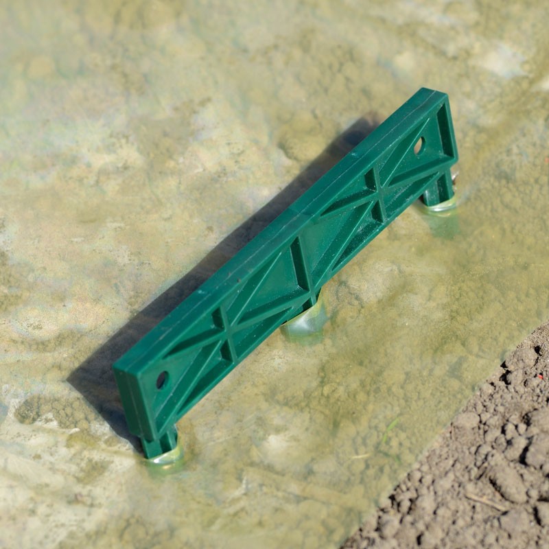 6030395 GROUND CLAMPS FOR SAILS AND FILMS - 4 X