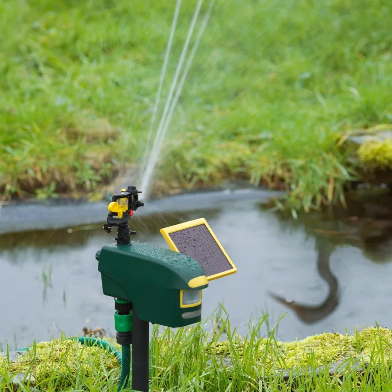 6060152 SOLAR REPULSOR - WATER MVT SENSOR 110° ANGLE 55X19X23CM