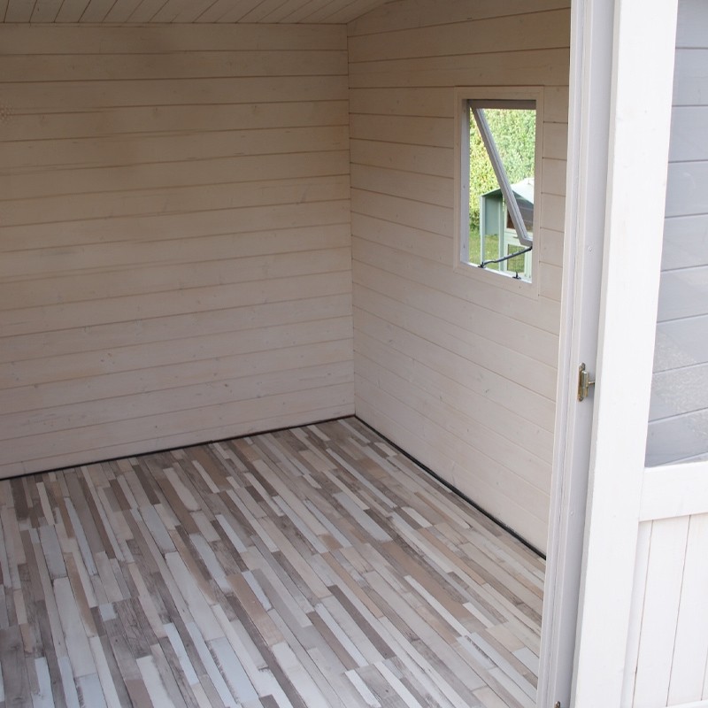 MILA CHALET GEMAAKT VAN 28MM BOOMSTAMMEN