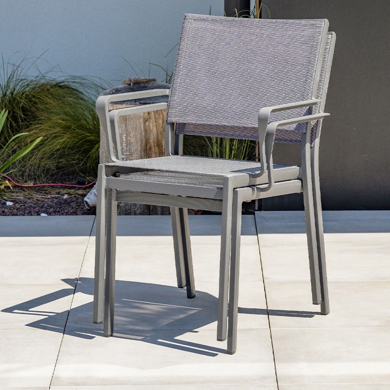 FAUTEUIL EMPILABLE STOCKHOLM GRIS ANTH