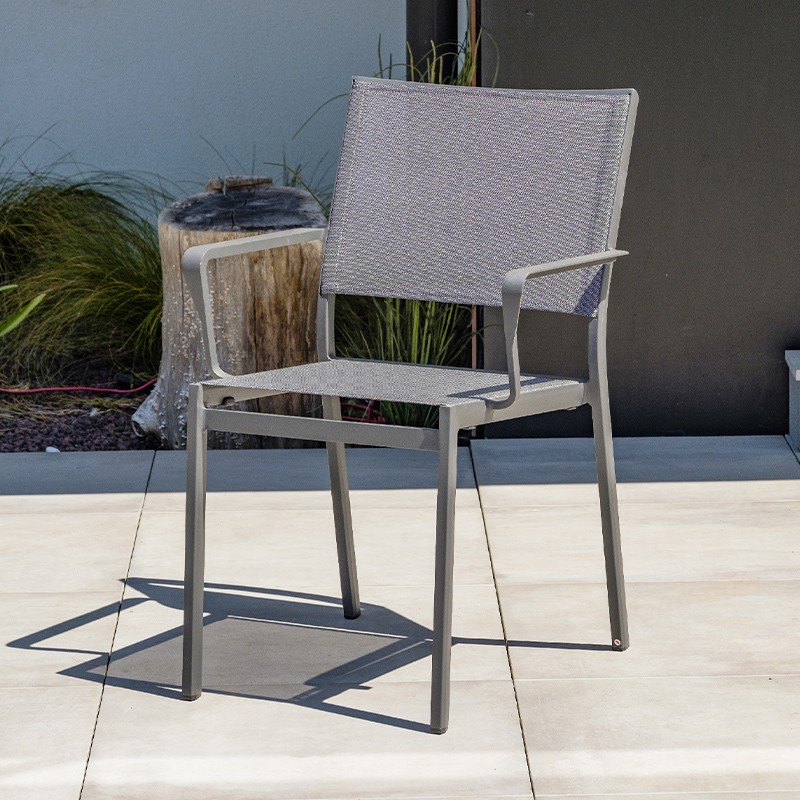FAUTEUIL EMPILABLE STOCKHOLM GRIS ANTH