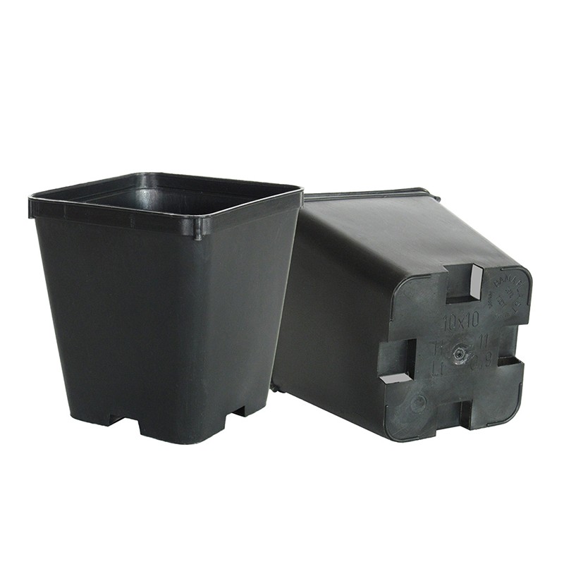Pot 0,9L carré noir plastique 10X10X11