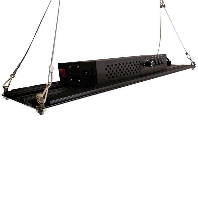 SCHEDA QUANTUM INDOORLED 240W 3000K