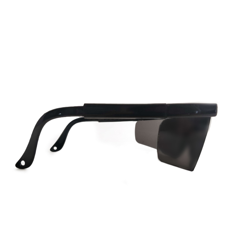 CLEANLIGHT SAFETY GLASSES - LUNETTES DE PROTECTION NOIRES