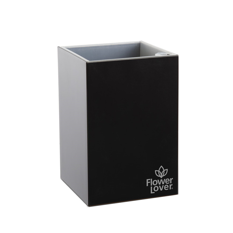Flower Lover - Cubico self draining pot - 9x9x13.5cm - Black