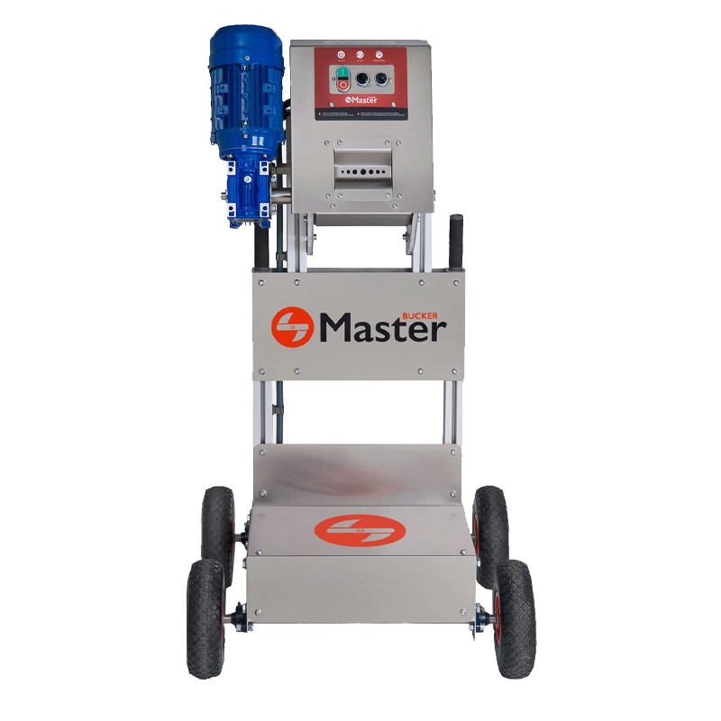 Master Products - MT Bucker 500 Entbuschungsmaschine - Speziell für Hopfen