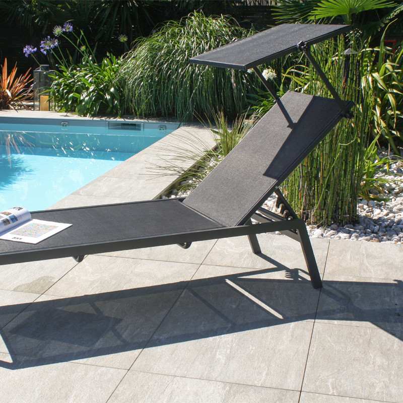 TUSCAN ALUMINUM AND TEXTILENE SUN LOUNGER WITH BLACK SUNSHADE