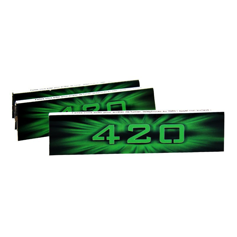 420 - Carnet de 32 feuilles à rouler non blanchies