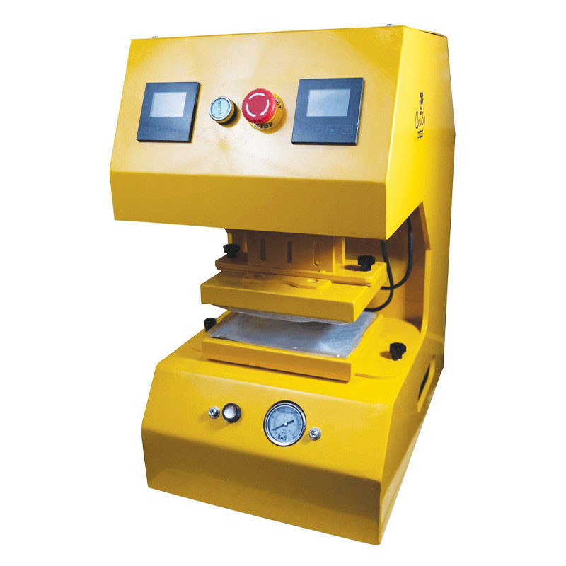 Qnubu - Presse Auto Lion - 20 tonnes - 2 plateaux